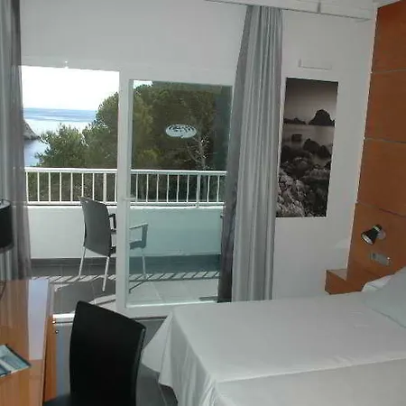 Palladium Cala Llonga - Adults Only