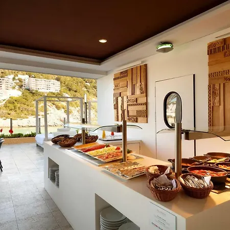 Palladium Cala Llonga - Adults Only Hotel